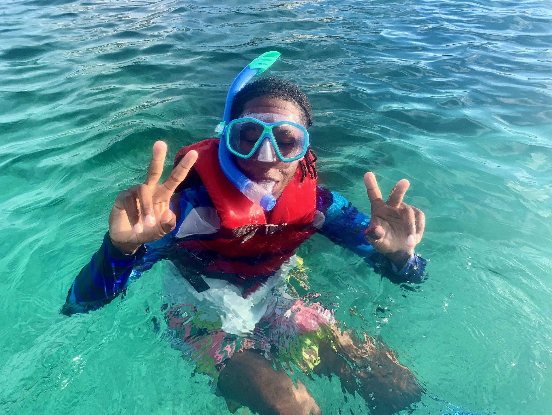 snorkel guest photo dave the wave snorkel tours Nassau Bahamas